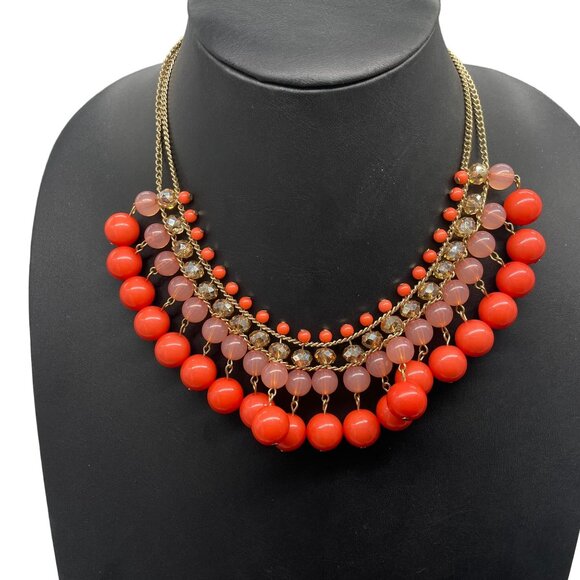 Red Bib Statements Necklace 16 to 19 Inches Events Wedding Evening - Picture 2 of 5